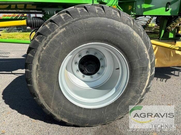 Krone SWADRO 2000 犁耙和摊草机