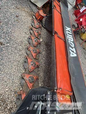 Kubota DM2028 割草机