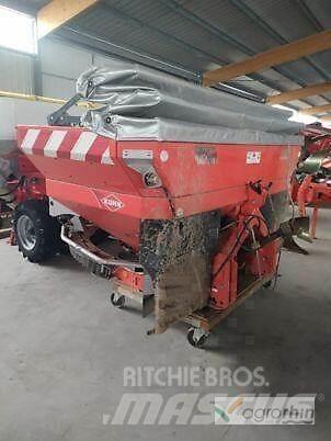 Kuhn Axis 20.1W 矿物肥料撒播机