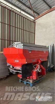 Kuhn Axis 40.1W 矿物肥料撒播机