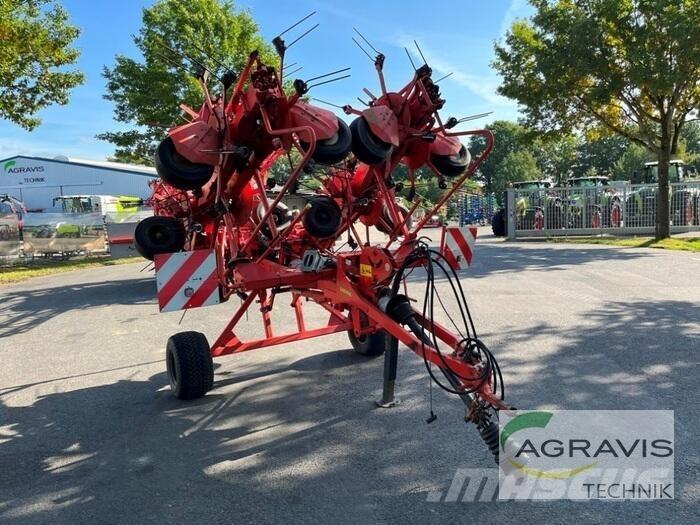 Kuhn GF 10802 T GII 犁耙和摊草机