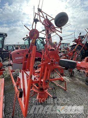 Kuhn GF6502 犁耙和摊草机
