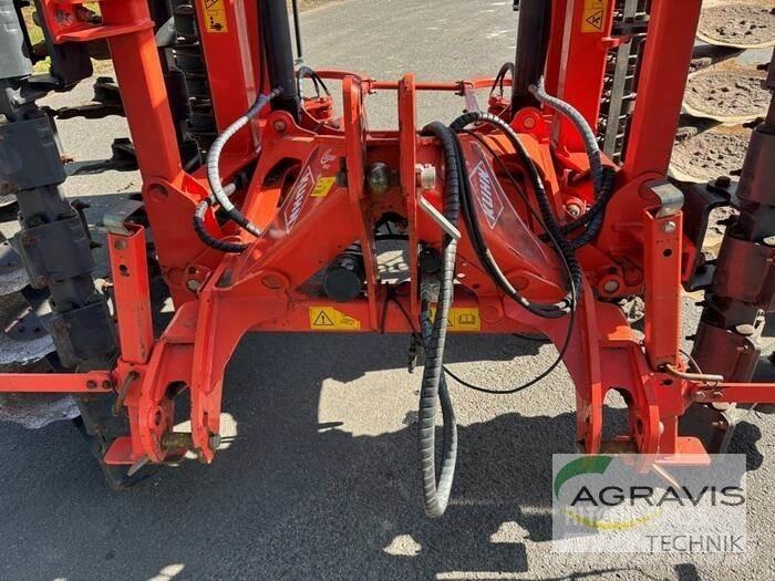 Kuhn OPTIMER 503 R 钉齿耙