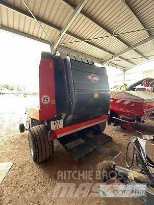 Kuhn VB2160 圆捆打捆机