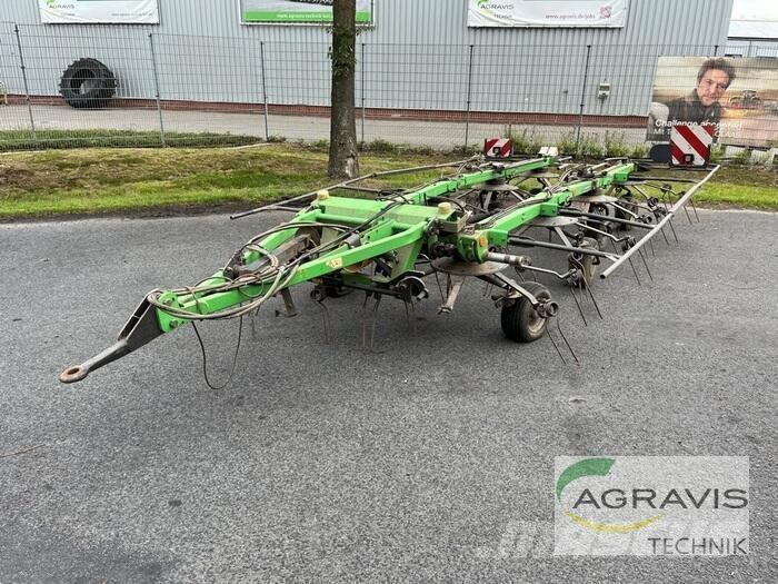 Kverneland 6913 犁耙和摊草机