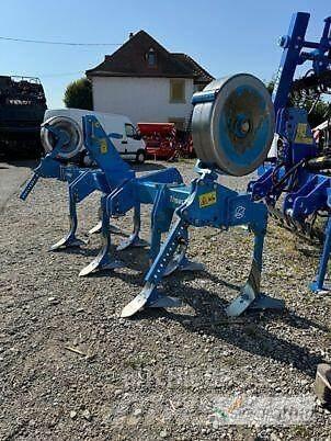 Lemken TOPAS 140 动力旋转耙