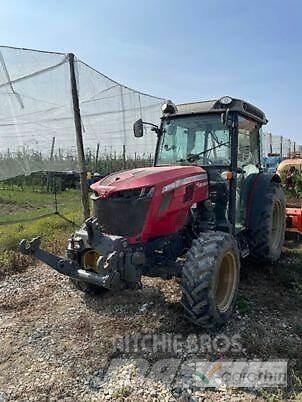 Massey Ferguson 3710 F 拖拉机/农用车