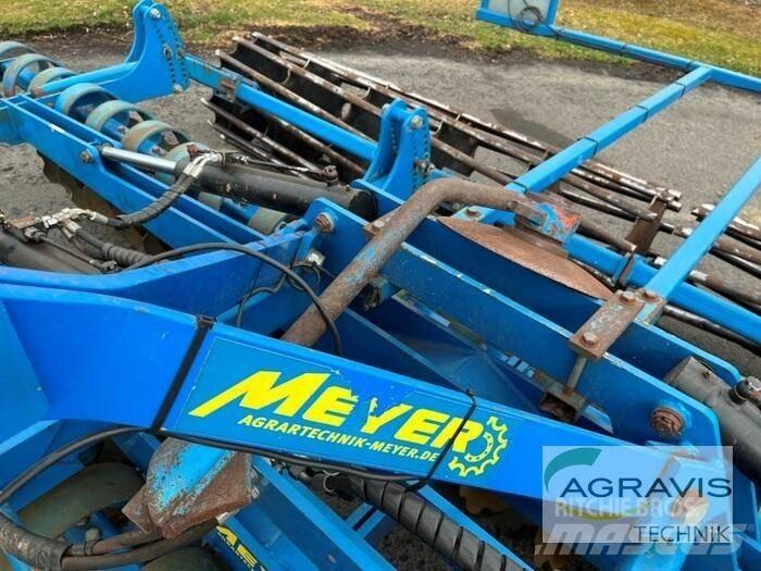 Meyer KSE 550 钉齿耙