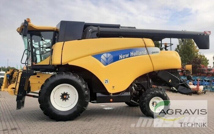 New Holland CR 960 联合收割机