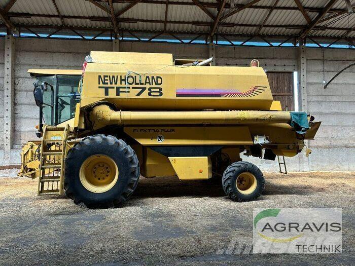 New Holland TF 78 联合收割机