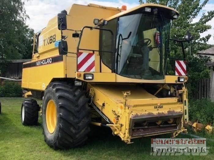 New Holland TX 68 联合收割机