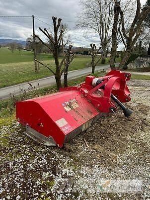 Omarv CUNEO 320 牧场割草机和切顶器