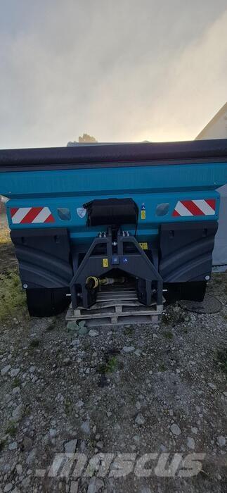  Sky Agriculture X40+ 矿物肥料撒播机