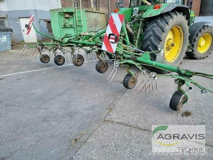 Stoll Z 660 H 犁耙和摊草机