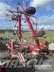 Stoll Z 765 Pro 犁耙和摊草机