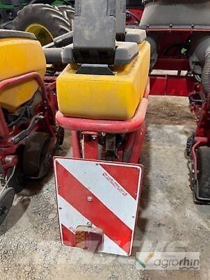 Väderstad Tempo V8 条播机