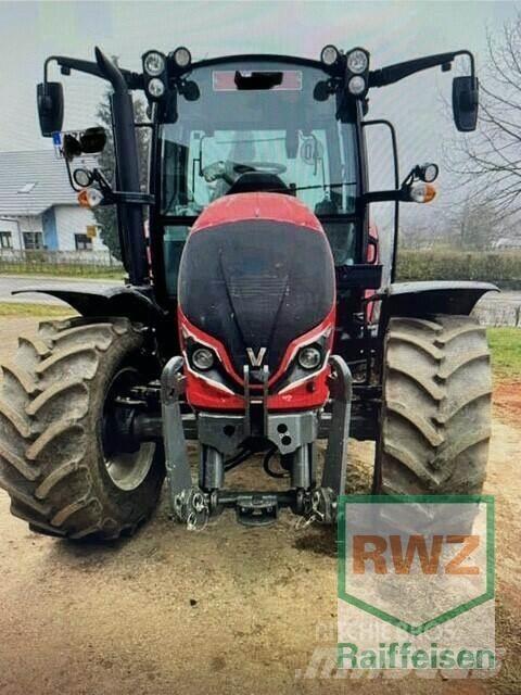 Valtra A85 拖拉机/农用车