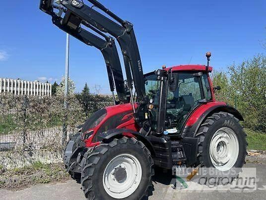 Valtra N135A 拖拉机/农用车