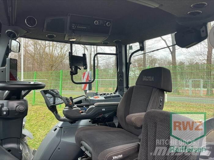Valtra Q305 拖拉机/农用车
