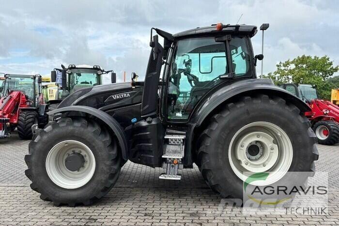 Valtra T 235 D 拖拉机/农用车