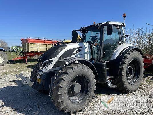 Valtra T215A 拖拉机/农用车