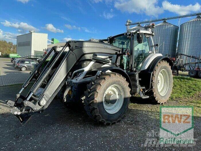 Valtra T215D 拖拉机/农用车
