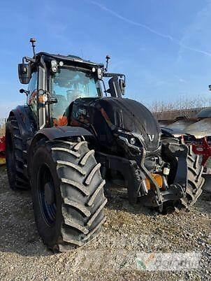 Valtra T235 Diect 拖拉机/农用车
