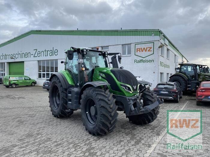 Valtra T235V 拖拉机/农用车
