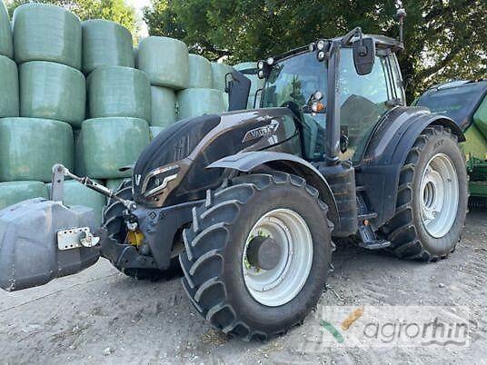 Valtra T235V 拖拉机/农用车