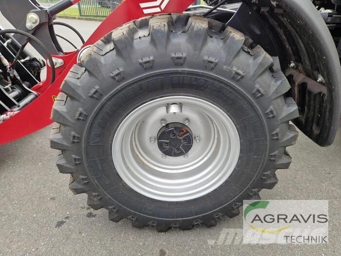 Yanmar V 7 轮式装载机