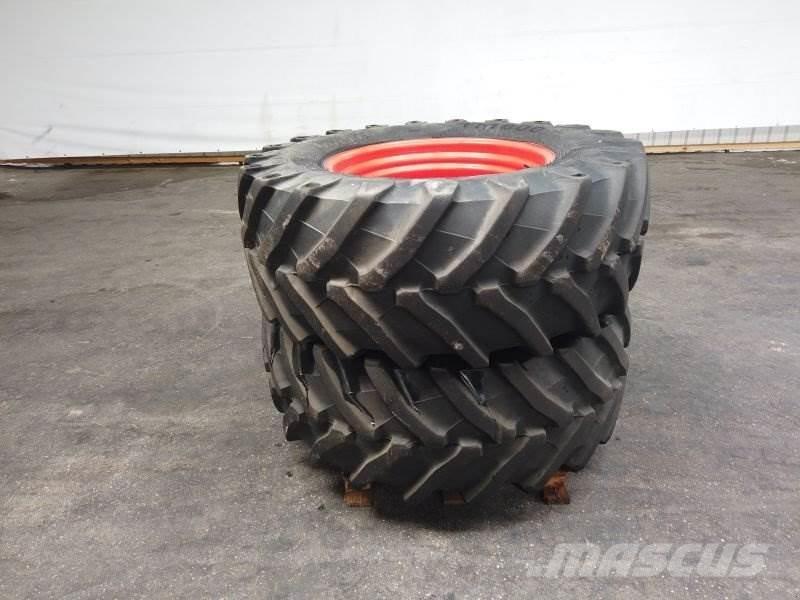 BKT 540 / 65 R30 轮胎、车轮、轮圈