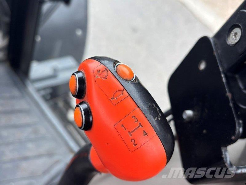 Case IH JXU 95 拖拉机/农用车