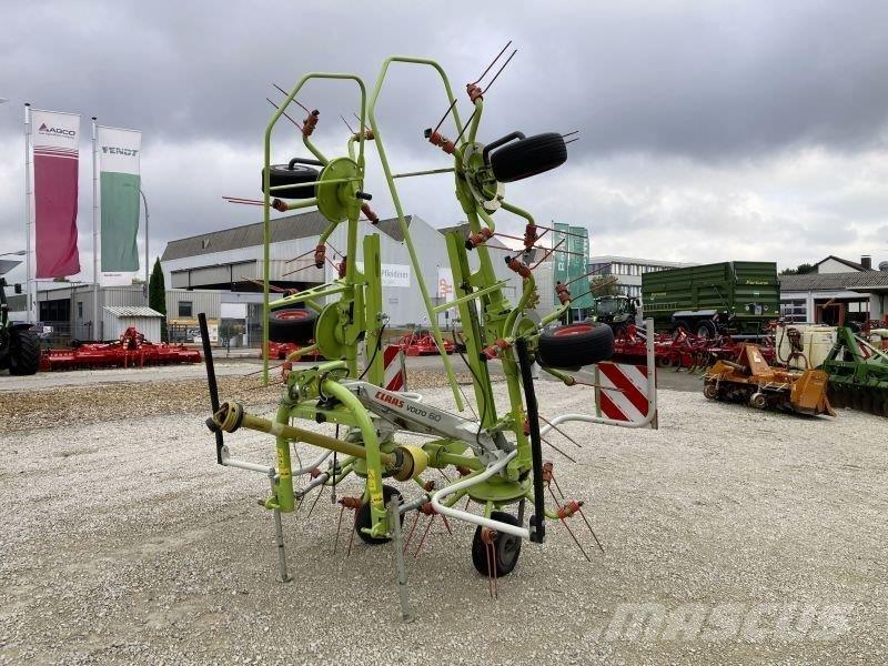 CLAAS VOLTO 60 犁耙和摊草机