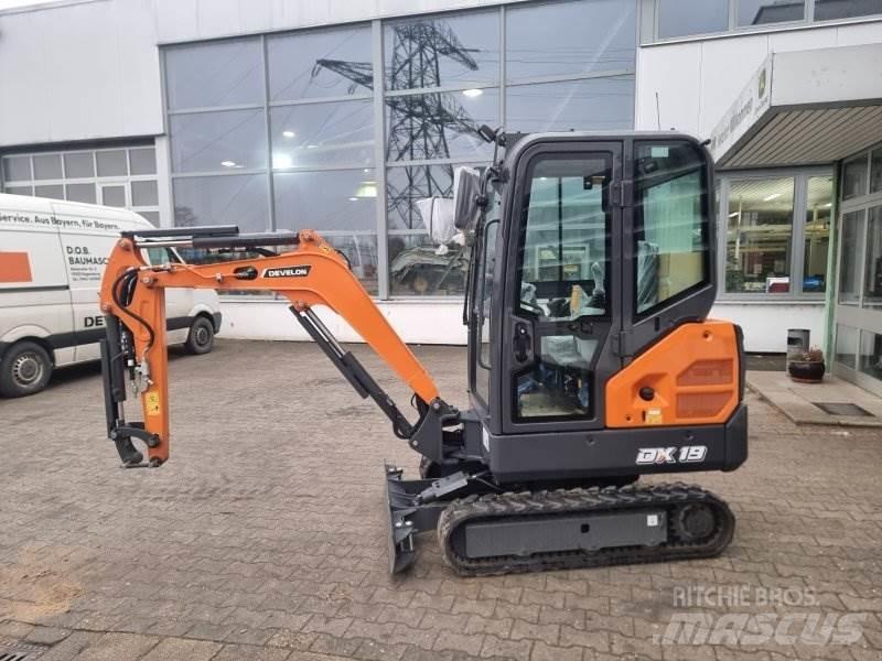 Doosan DX 19-7 小型挖掘机