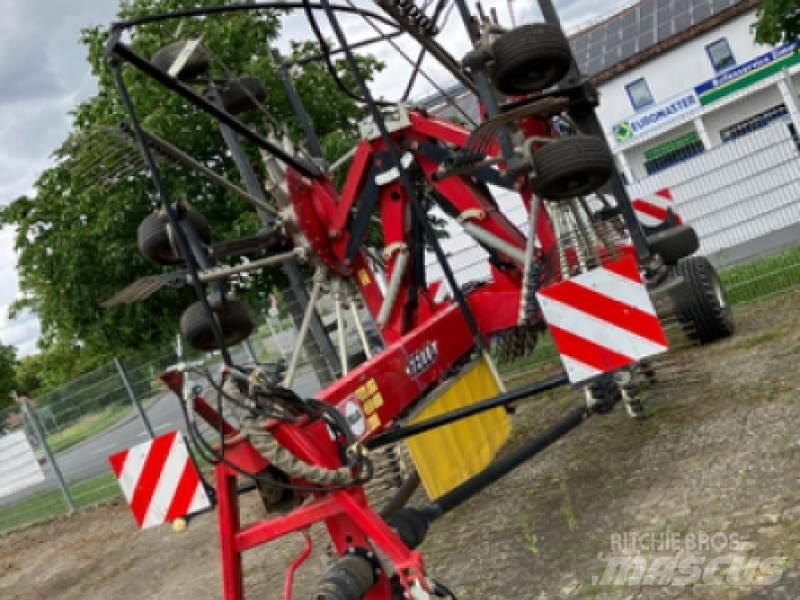Fella TS 10055 料堆整形机