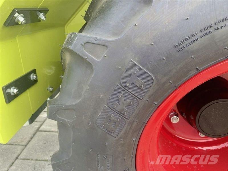 Fliegl 2527 滑移装载机