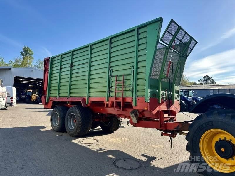 Hawe SLW 40 T 碎木拖车