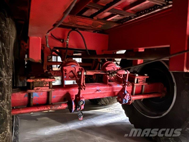 Hawe SLW 40 T 碎木拖车