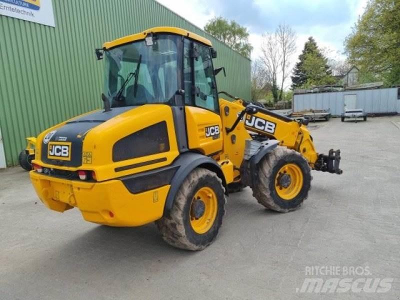 JCB TM 220 轮式装载机