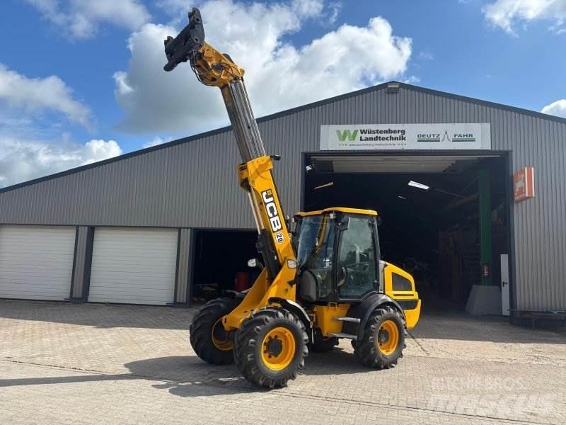 JCB TM 220 轮式装载机