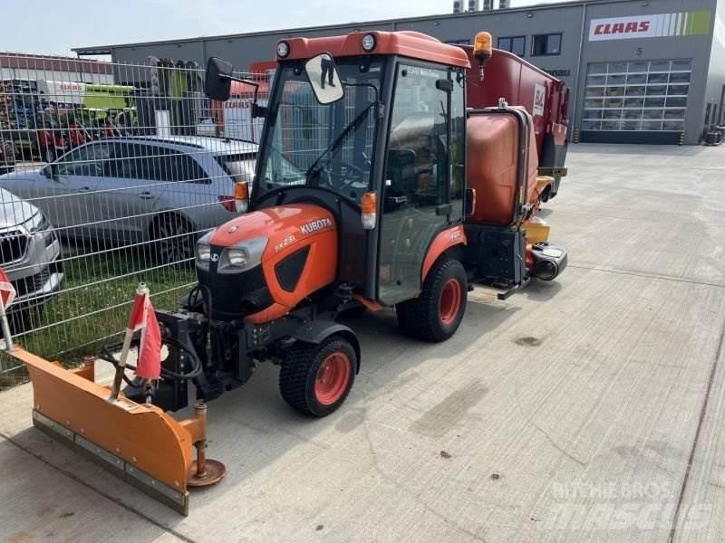 Kubota BX231 小型拖拉机