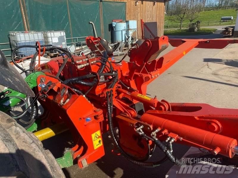 Kuhn FC 883 割草机