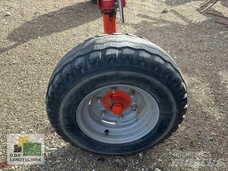Kuhn GA 6520 料堆整形机