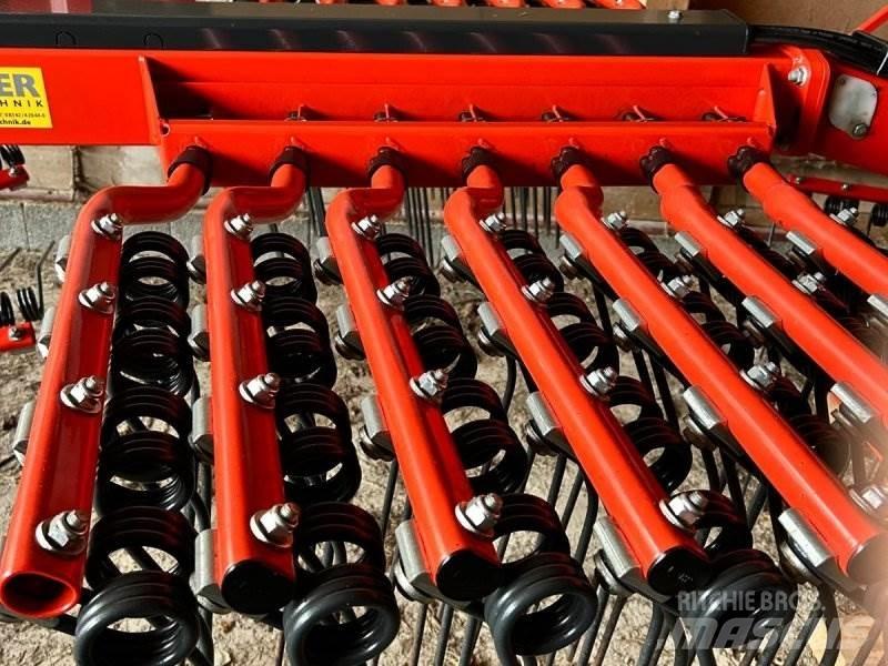 Kuhn GA 9032 料堆整形机