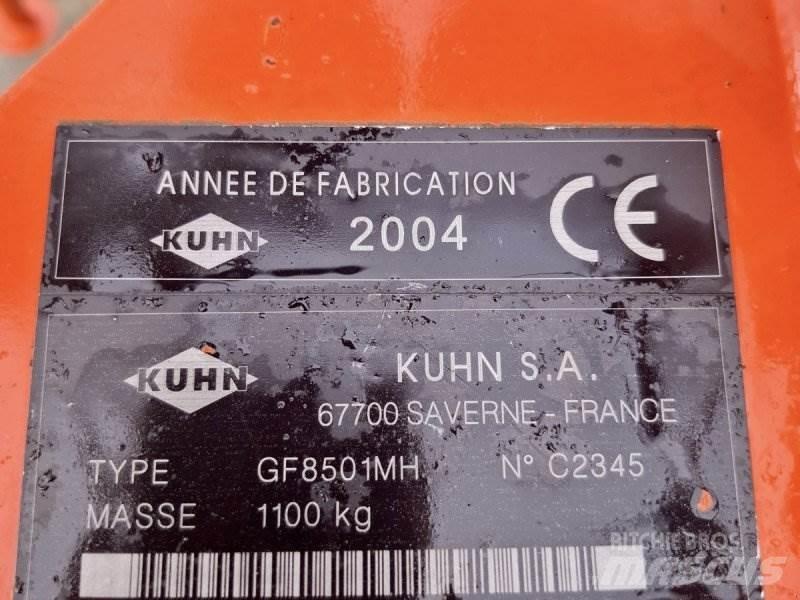Kuhn GF 8501 犁耙和摊草机