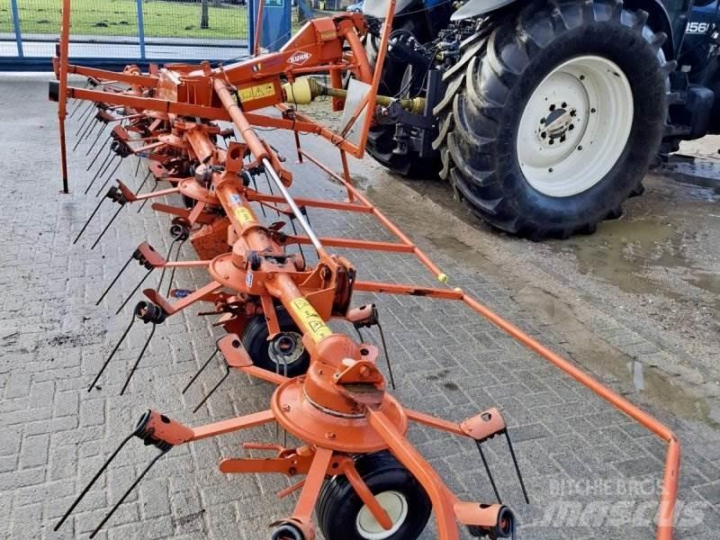 Kuhn GF 8501 犁耙和摊草机