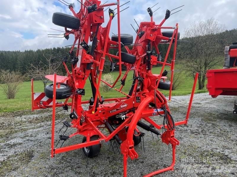 Kuhn GF 8703 犁耙和摊草机