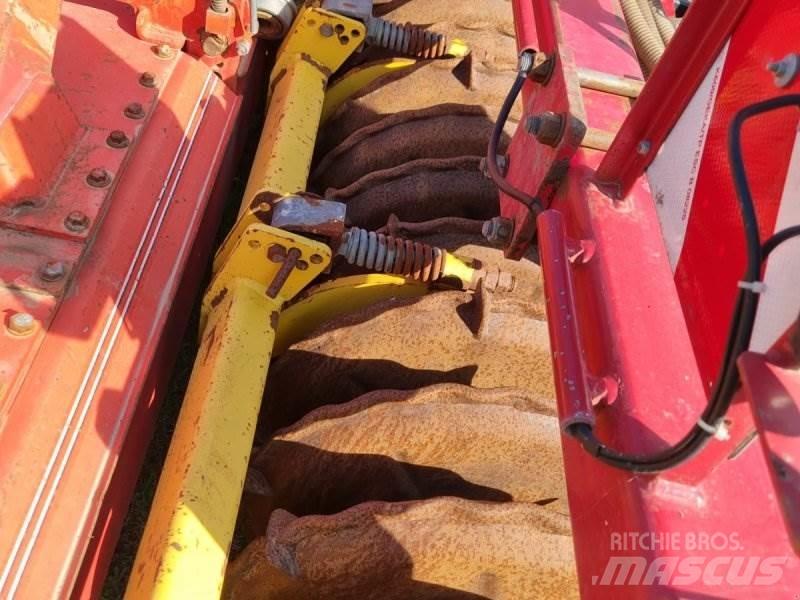 Kuhn HR 4003 圆盘耙
