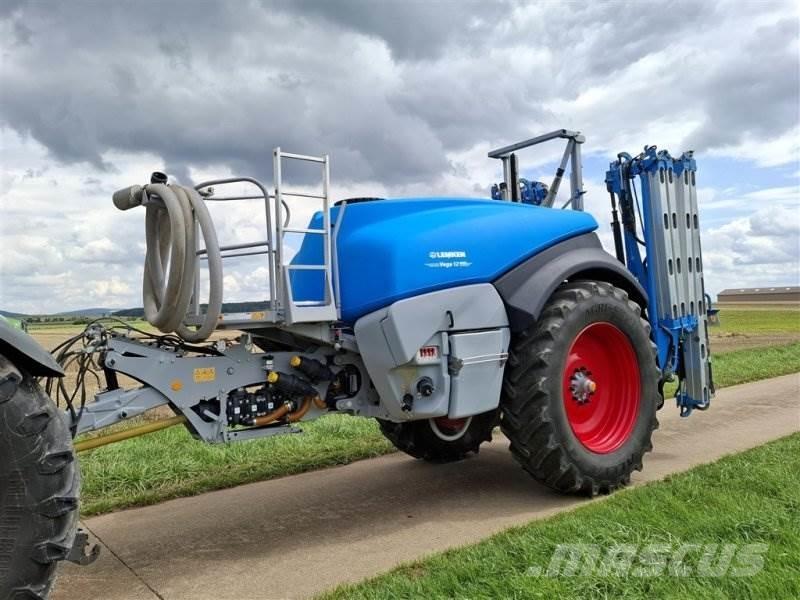 Lemken Vega 12 撒肥机