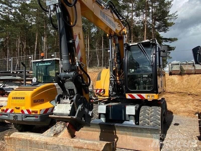 Liebherr A 916 轮式挖掘机